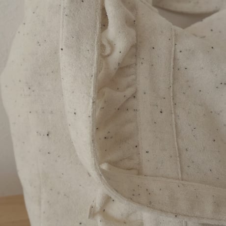 tubutubu frill tote