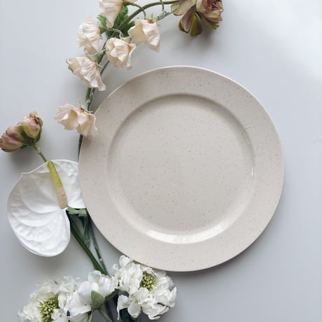 ROUND PLATE / Oatmeal