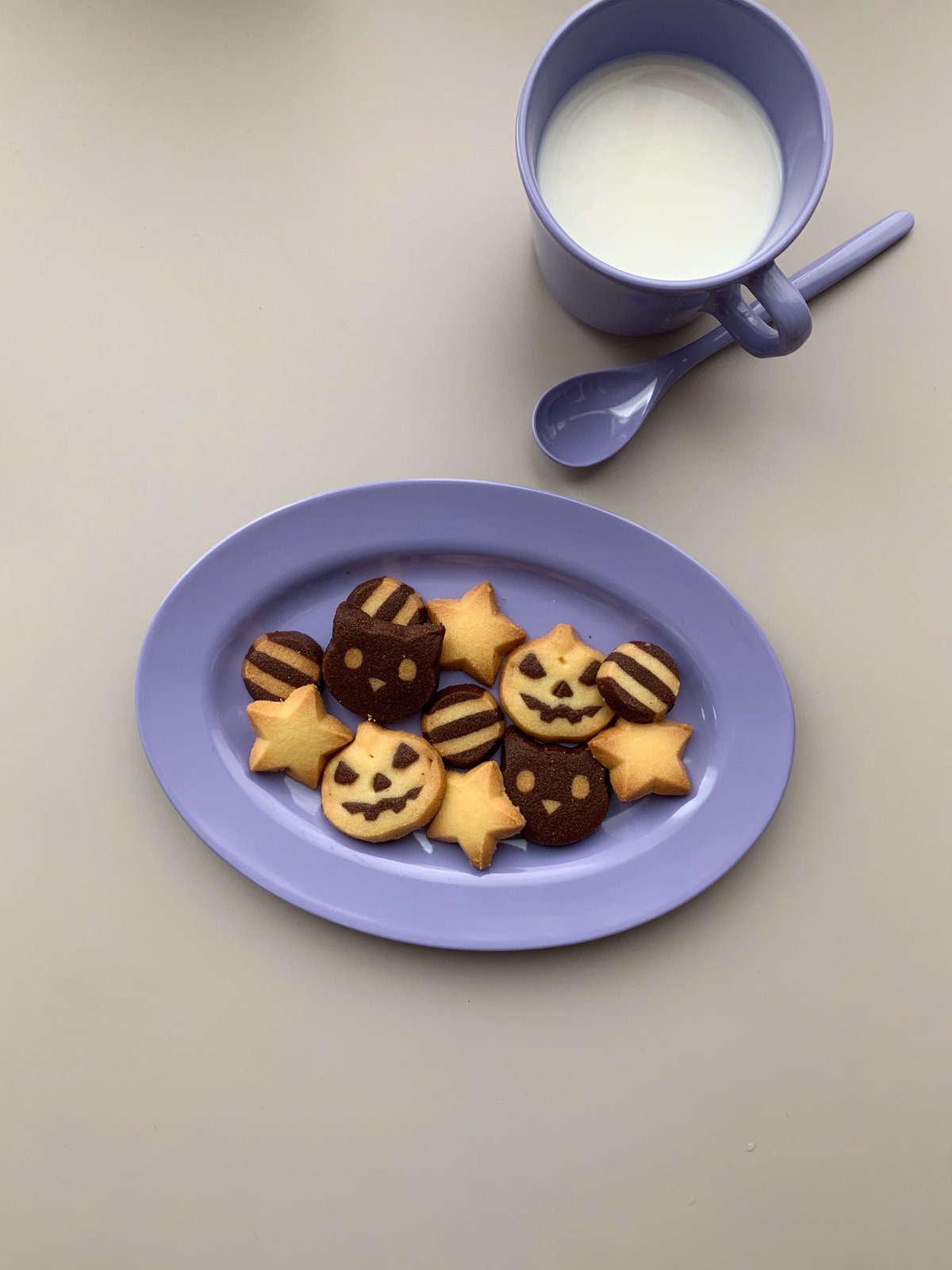 OVAL PLATE | CINQ OVAL PLATE | CINQ