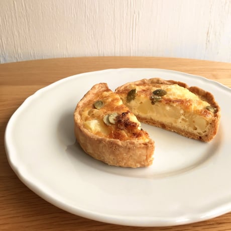 野菜のキッシュ４個セット ( 4種類 )　クール 〈冷凍〉便