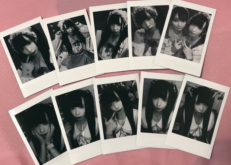 黒百合と影 チェキ gulu gulu】【黒百合と影】チェキ4枚セット【烏名鳴】【哀