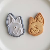 クッキー型　フレブルの横顔