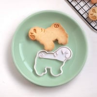 クッキー型　パグ横向き