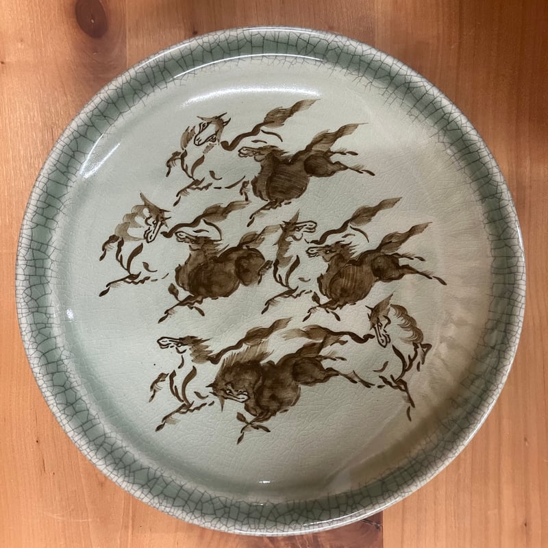 馬九行く絵皿 | 錨屋窯(いかりや商店)