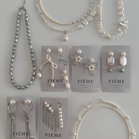 ［silver］ yui  - ribbon motif /  pierce earring