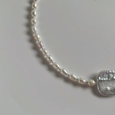 big pearl  necklace - 02