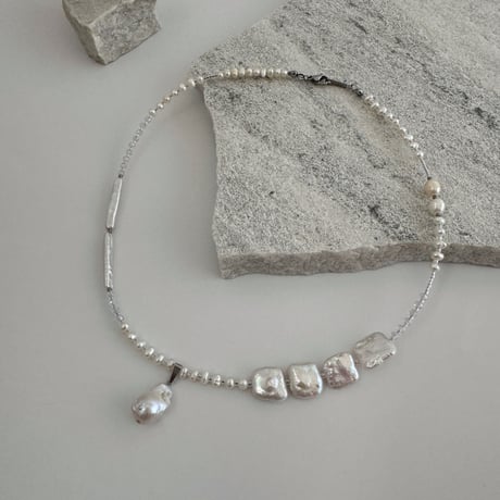 zirconia × waterpearl necklace