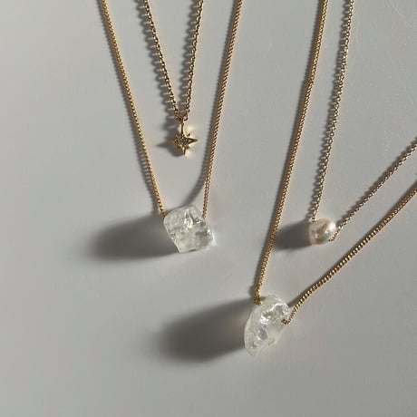 ［ quartz ］gold necklace