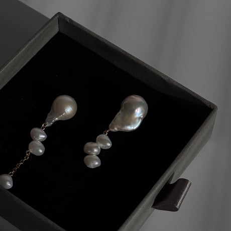 バロックパールピアス | STORES