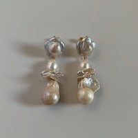 Flower perl pierce