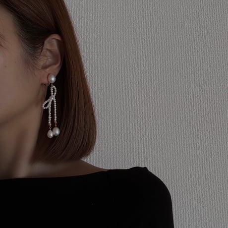 ［gold］  yui - ribbon motif /  pierce earring