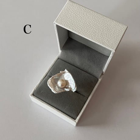 baroque perl ring