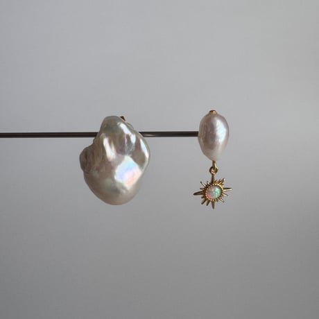 "Unique"  opal asymmetry pierce/earring