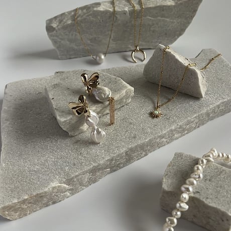 蘭の花　バロックパールピアス