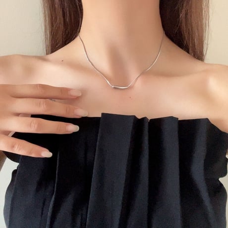 drop snake necklace