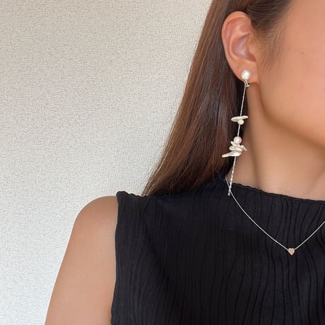 Uneven perl pierce / earring
