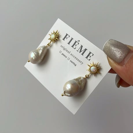 opal star motif pierce / earring