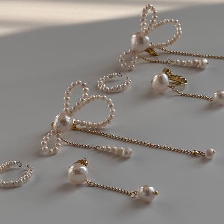 ［gold］Serra - ribbon motif pierce/earring