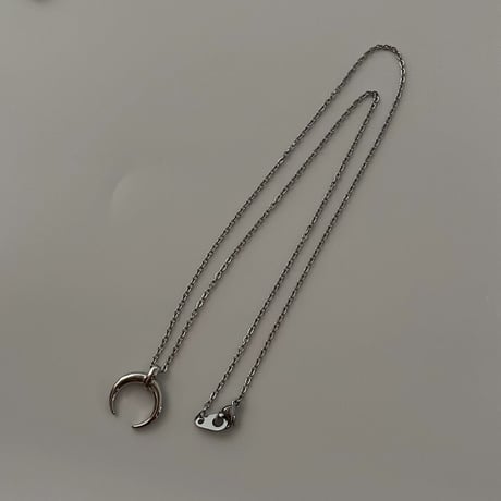 ［silver］moon  necklace