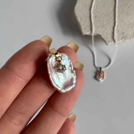 Aquw × natural stone necklace