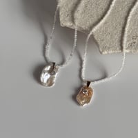 Aquw × natural stone necklace