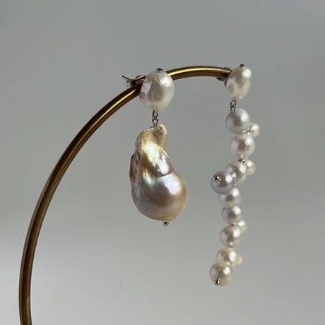 meander  perl pierce / earring -sv