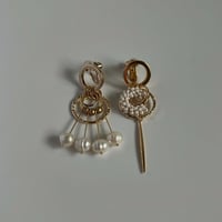 ［gold × water perl ］asymmetry earrings