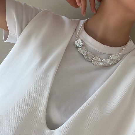 big pearl  necklace - 02