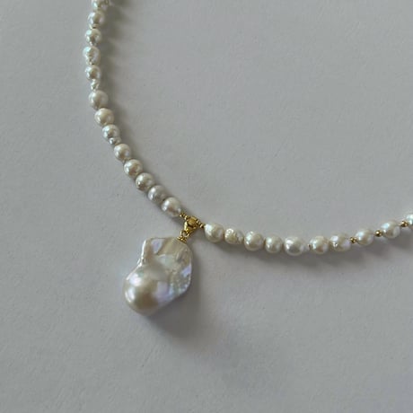 baroque pearl  necklace  - 04