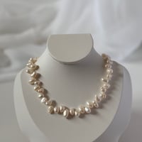 baroque perl choker necklace
