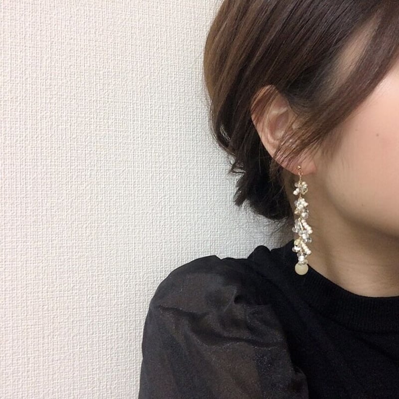 つぶつぶ実のロングピアス/イヤリング/サージカルステンレス | FIÉME