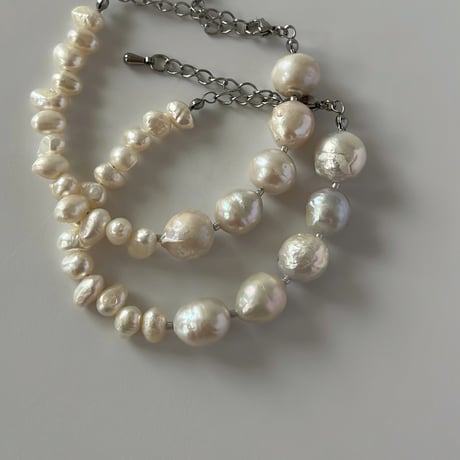 round perl  bracelet