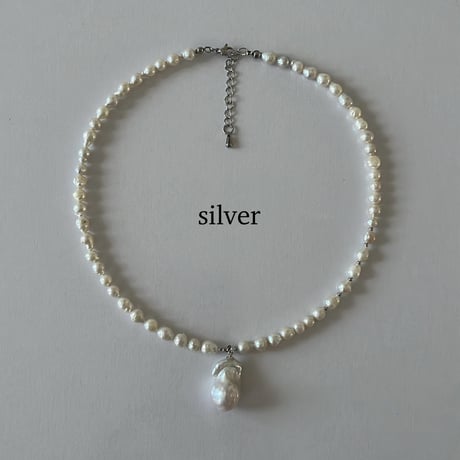 baroque pearl  necklace  - 04