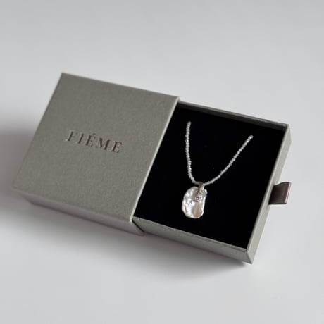 Aquw × natural stone necklace
