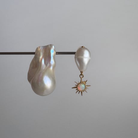 "Unique"  opal asymmetry pierce/earring