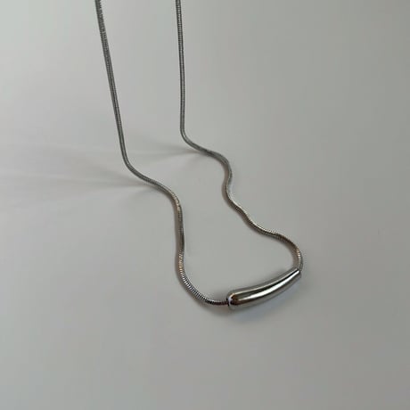 drop snake necklace
