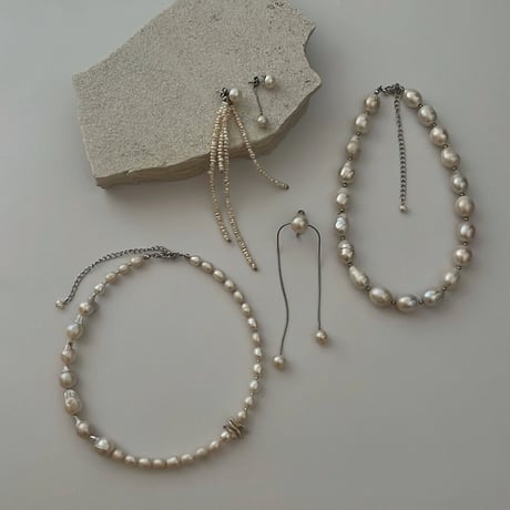 big pearl  necklace  - 03
