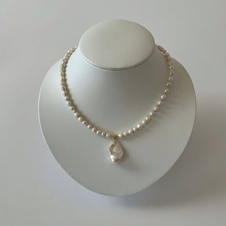 baroque pearl  necklace  - 04