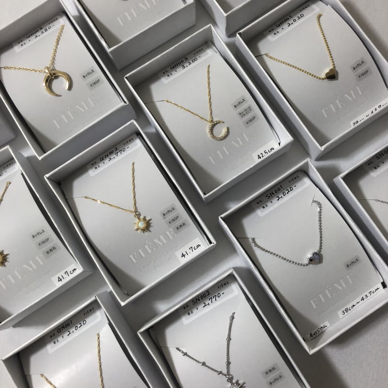 CZキュービックジルコニア 三日月ネックレス | FIÉME