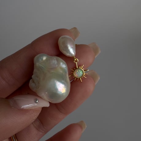 "Unique"  opal asymmetry pierce/earring