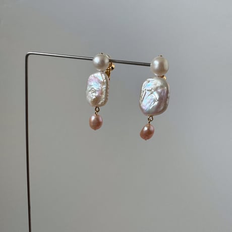 ［gold］Petite  perl pierce / earring