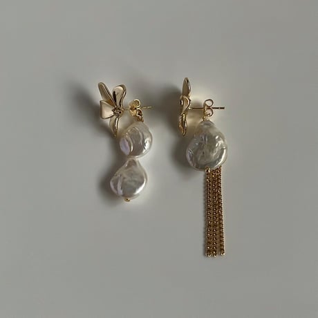 蘭の花　バロックパールピアス