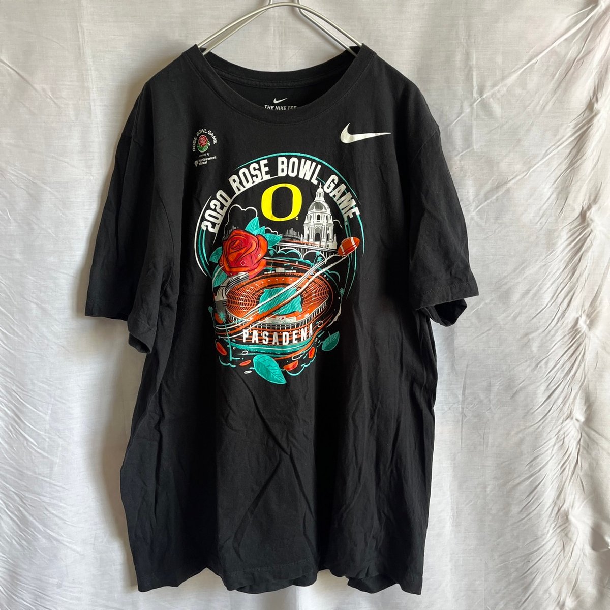 Nike t shirt rose hotsell