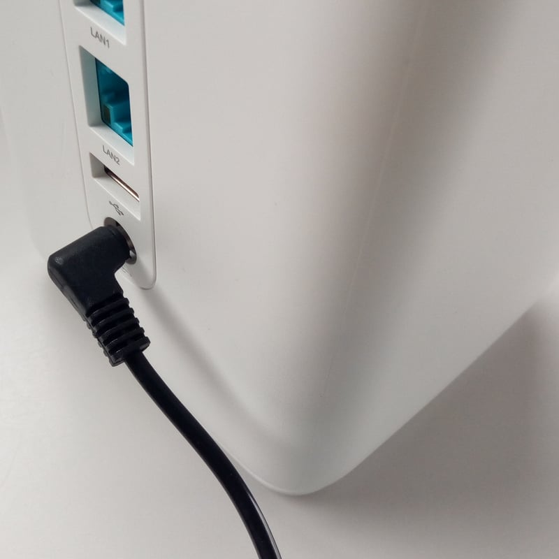 UQ Speed Wi-Fi HOME 5G L12 / SoftBank Air ターミナル UQ Speed Wi-Fi HOME 5G L12 / SoftBank Air ターミナル