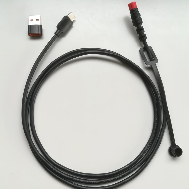 魚探 GARMIN ストライカー４ + 充電器セット 再生品・動作確認済み】GARMIN ストライカー4 魚群探知機（並行