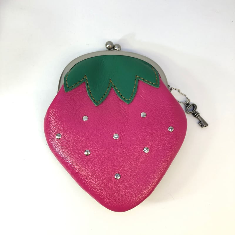 イチゴ好きさんのがま口✳︎ピンク | くまきちすとあ本店