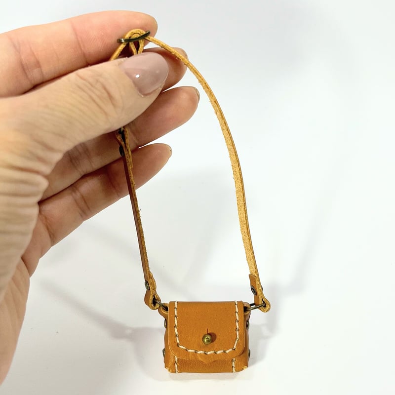 かんたん調節タイプ革バッグ✳︎20センチドール用 | くまきちす かんたん調節タイプ革バッグ✳︎20センチドール用 | くまきちす