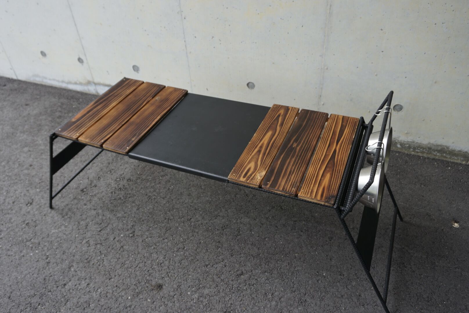 タフまるアイアンテーブルver.アルティメット | WILD OUTDOOR
