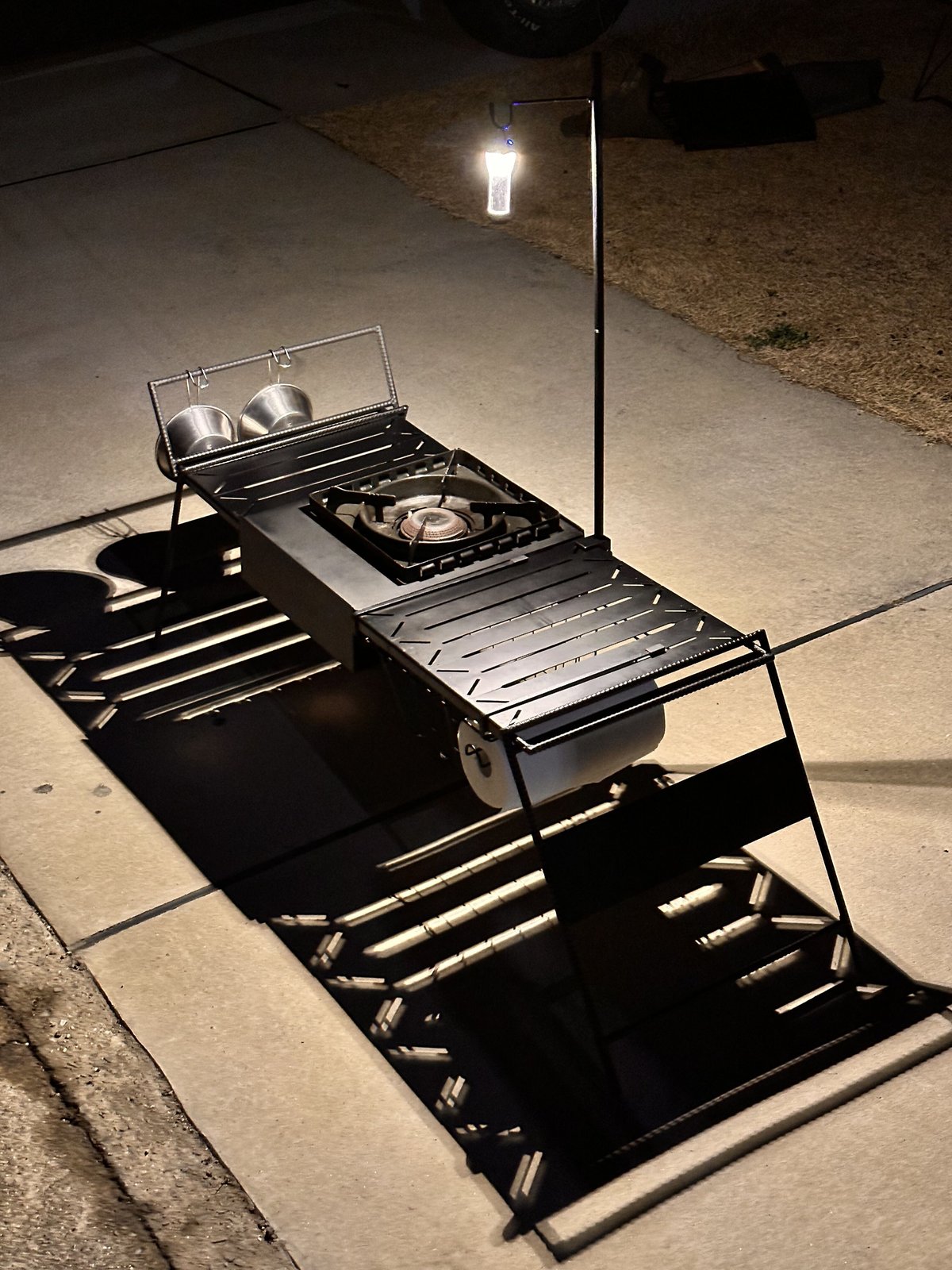 タフまるアイアンテーブルver.アイアンマン | WILD OUTDOOR タフまるアイアンテーブルver.アイアンマン | WILD OUTDOOR