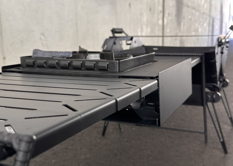 WILD OUTDOOR タフまるJrアイアンテーブルver.アイアンマン タフまるアイアンテーブル ver.Mk85 | WILD OUTDOOR